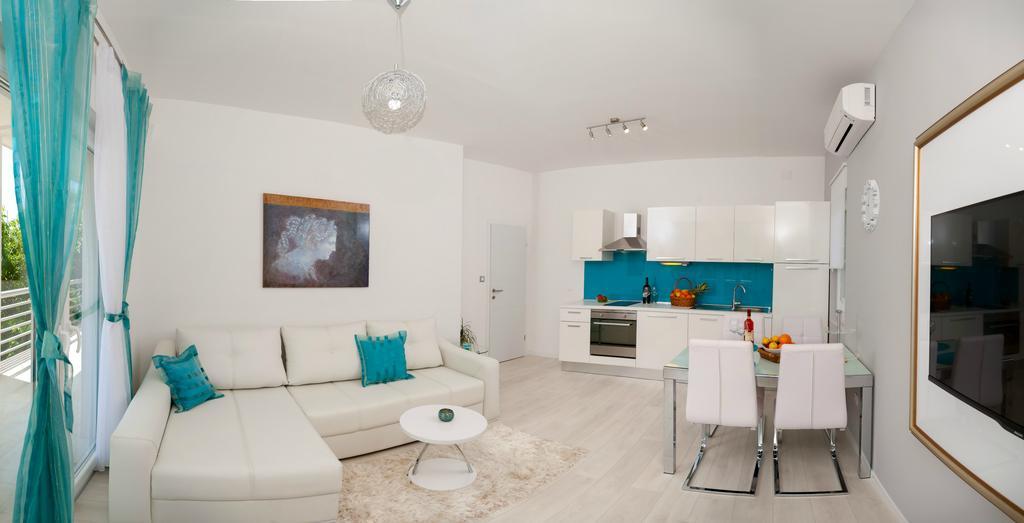 The Beach Apartment
